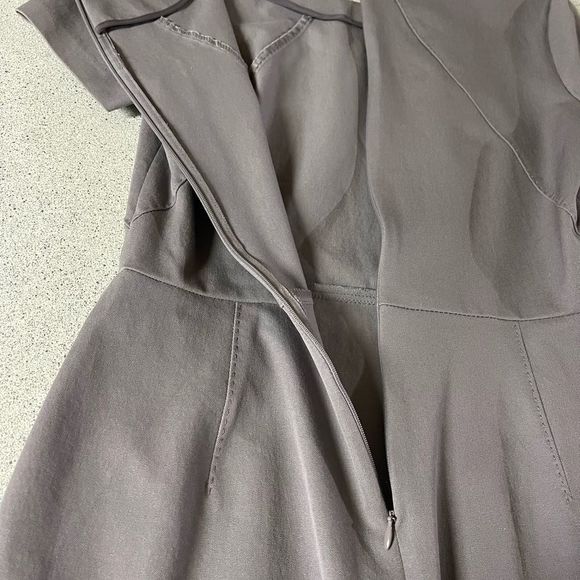 #112 Banana Republic midi dress - Picture 7 of 9